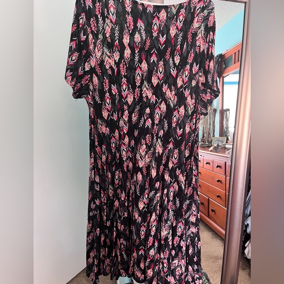 Torrid Super Soft Arrow Print - Picture 4 of 4